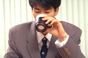 グラスに必要とされる機能や制作販売について