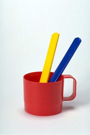 「名刺作成のコツとアイデア：魅力的なデザインでビジネスチャンスをつかむ方法」